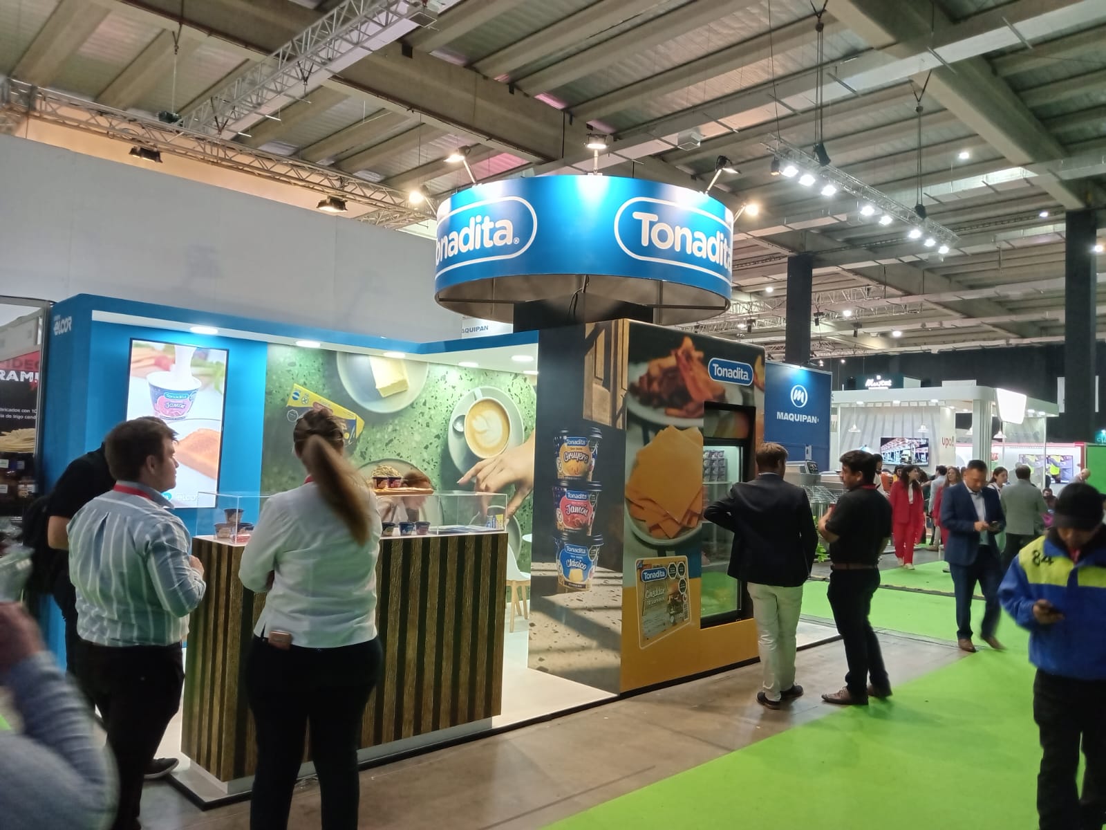 Stand Adita Tonalé